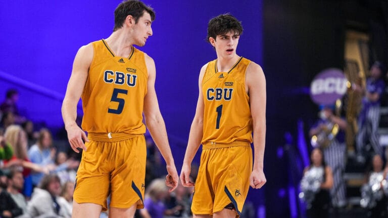 Warriors signs Australian star