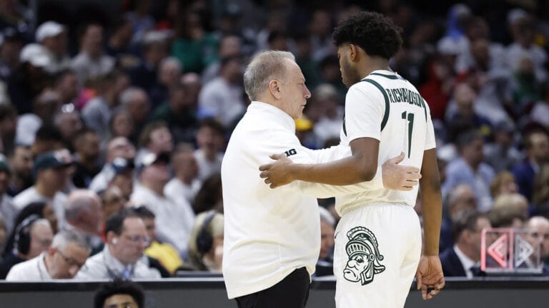 Large ten sets Mart’s Madrids with the dominant 1. Circle