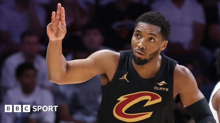 Cleveland Cavaliers Thrash Miami heat to win NBA Play-Off Series 4-0