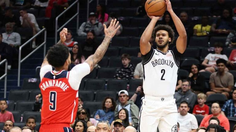 Nets Break franchise in three points during the match in Timbervols
