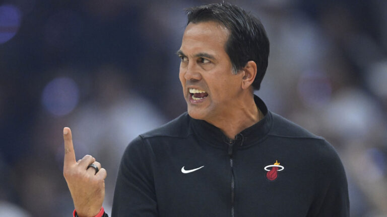 Herosedari Erik Spoelstra Shrels Shrelt Off Irius Garland-Tyler Herro |
