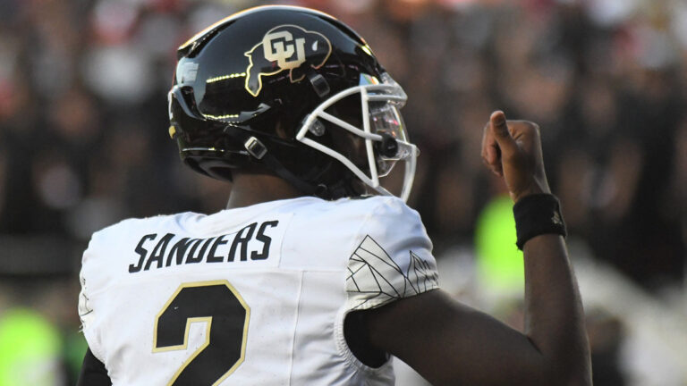 NFL fans CLOWN Shedeur Sanders for custom draft room