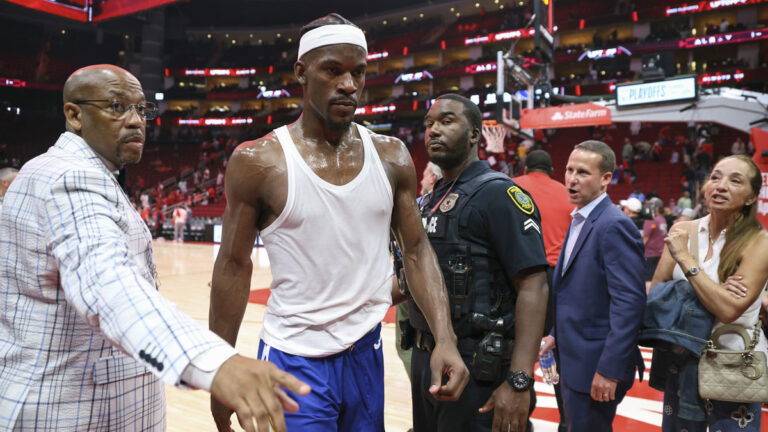 Jimmy Butler warriors received official status injury to 3 in relation to rockets