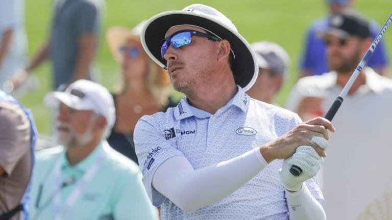 PGA Tour Fan Favorite is thrown under bus after epic collapse
