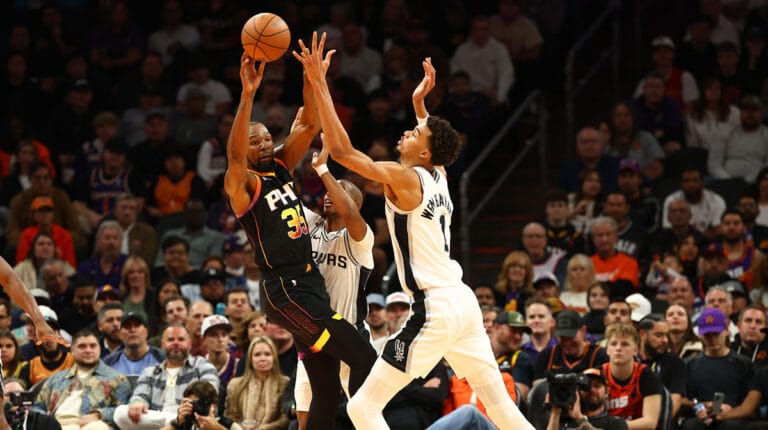 Kevin Durant, Victor Vembaniama Chime in “1 gorilla compared to 100 men”