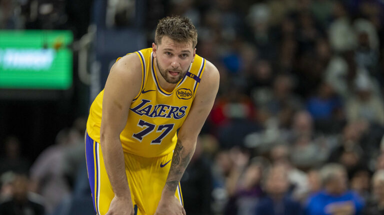 Luka Dončić donates money to repair the destroyed Koba Briant, Gigi Mural