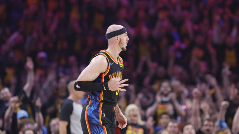 Chicago grabs a stray of Alex Caruso Adid Thunder Playoff Run