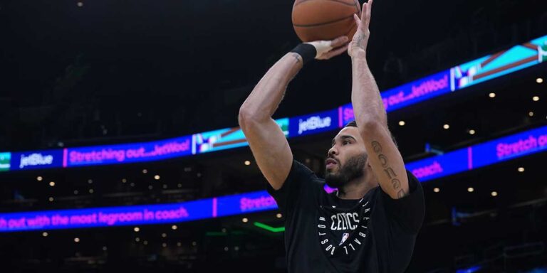 Boston is destroyed for another brutal collapse vs. Knicks