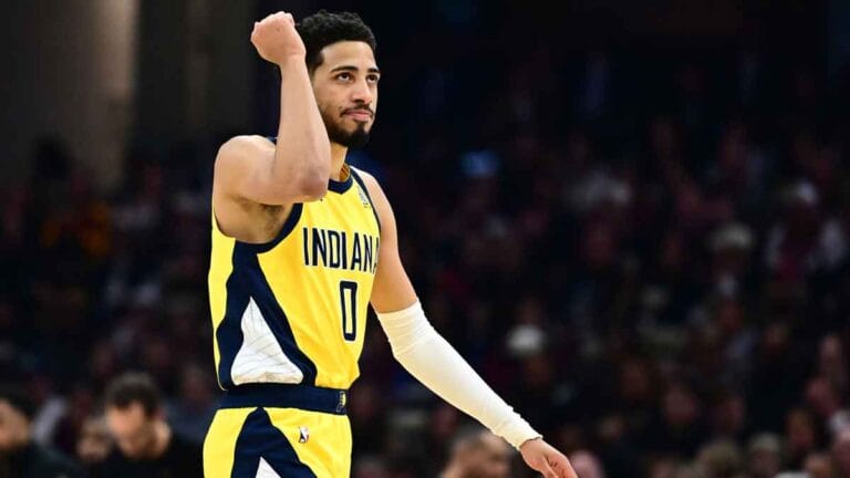 Tires Haliburton Synks logo 3 in Monster 1. Half time, vs Cavs