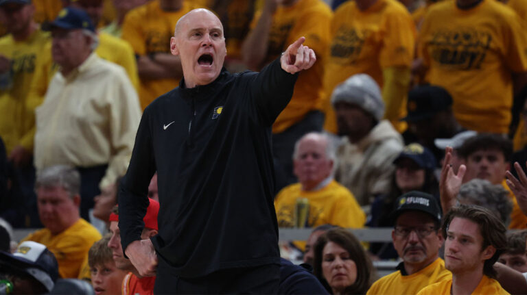 Rick Carlisle enters the Phil Jackson territory in the game 4 wins