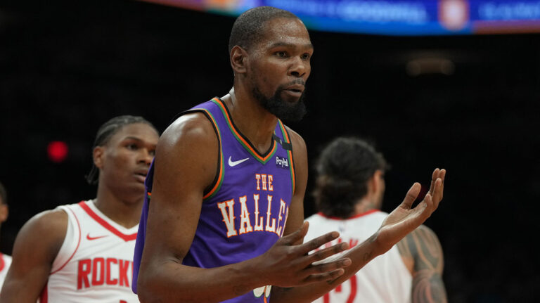 Kevin Durant makes 1 wish for 2525 VNBA season
