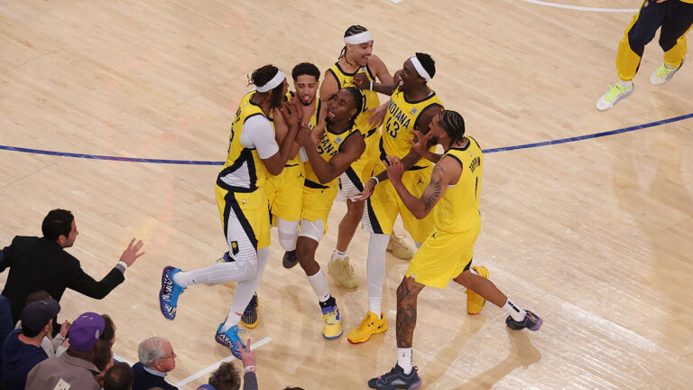 VVE STAR TROLLS NEW YORK AFTER Game 1 Chike vs. Pacens