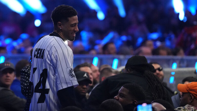 Tires Haliburton joined wwe 2×25 in front of ECF