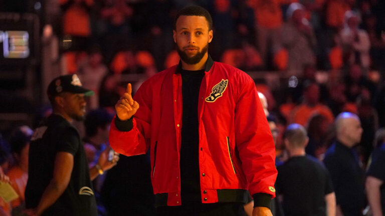 Steve Kerr avoids spoiling Stephen Curri weather lane injury