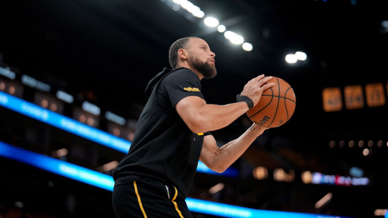 Stephen Curry on Sholaround before Game 2 vs. Volves