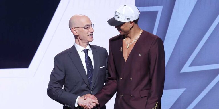 Why are spurs on strike NBA draft gold with Carter Briant