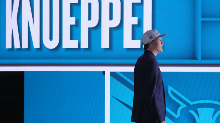 Charlotte is marked “Hotspot” for trading negotiations at 2. wheel