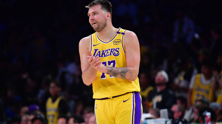 How Don Nelson “protest” Luke Doncic Trade on the awards ceremony