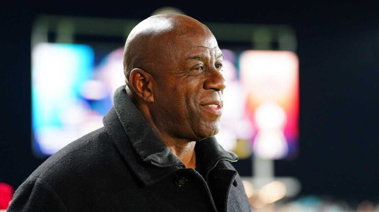Magic Johnson shares his thoughts about the virus debate “Superstar”