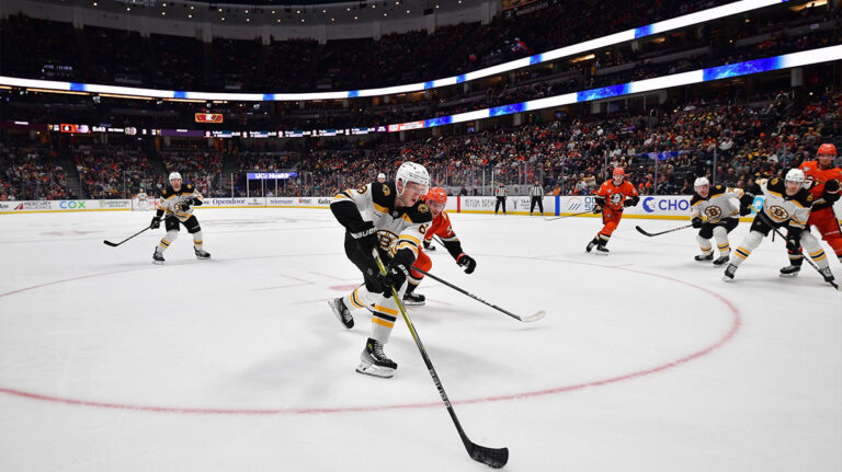 Boston ink is talented defenseman on expansion of $ 6.4 million