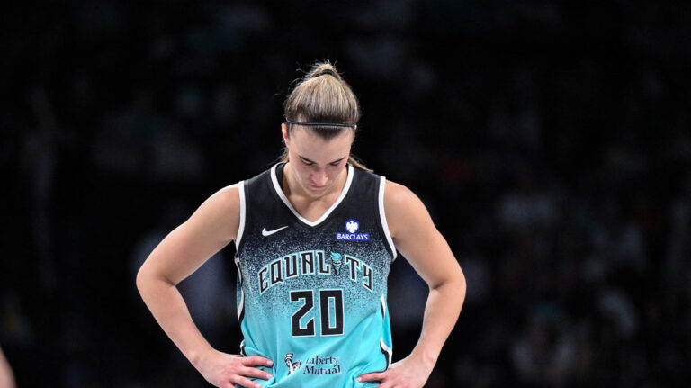 Sabrina Ionescu offers a Murk Update injury after Walkiriries win