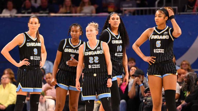 Ariel Atkins Brani Angel Reese v. Non-basketball criticism