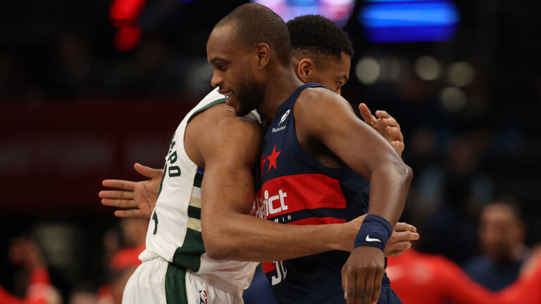 Giannis once turned off Khris Middleton-Jimmy Butler Trade