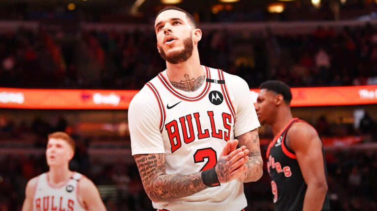 Chicago Messages Lonzo Ball Tribute Video After Store Cavs