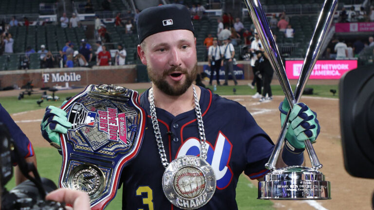 Baseball erupts after Cal Raleigh received 2025 MLB Home Run Derby Thriller