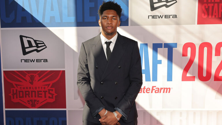 Pelican Rookie Derik Queen Sladen is on page for at least 3 months after the wrist surgery