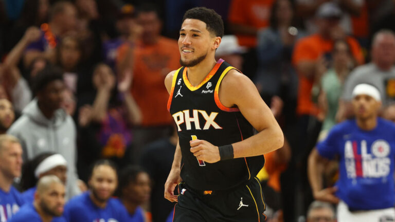 Devin Booker The contract details Leaves Brian Winthorst stunned