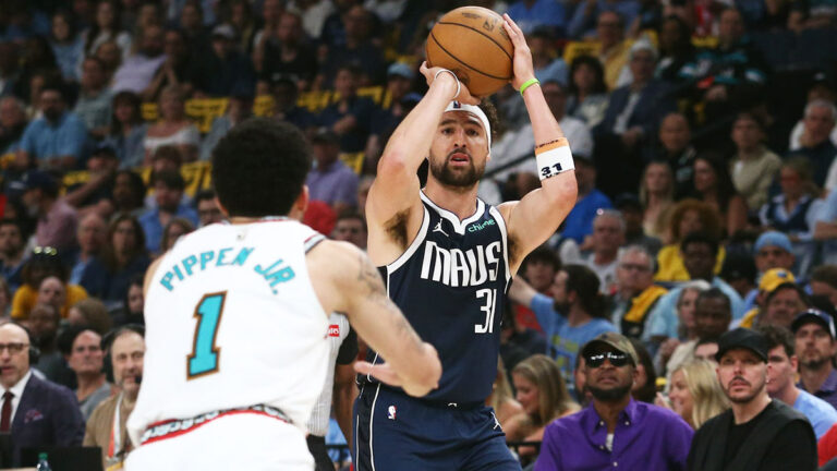 Klay Thompson becomes real about Larry Bird with a clear message