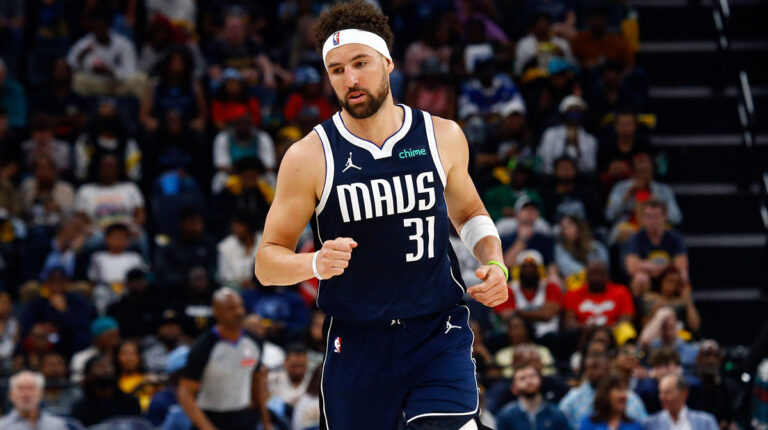 Klay Thompson looks like it’s in the form of a mean