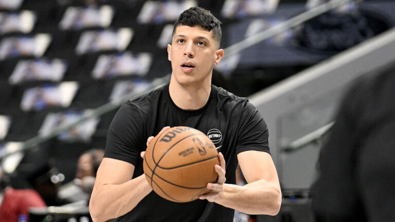 As Simone Fontecchio heat separates from Duncan Robinson