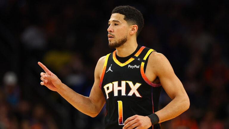 Devin Booker speaks after signing a $ 145 million contract expense