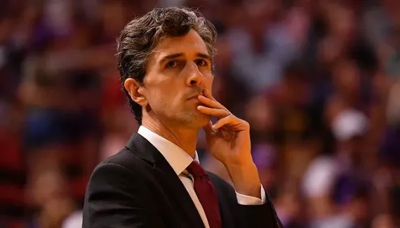 Will Weaver advise Charles Lee in Charlotte