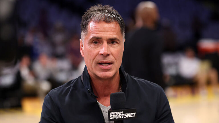 Rob Pelinke’s job status gets update Jeanie bus