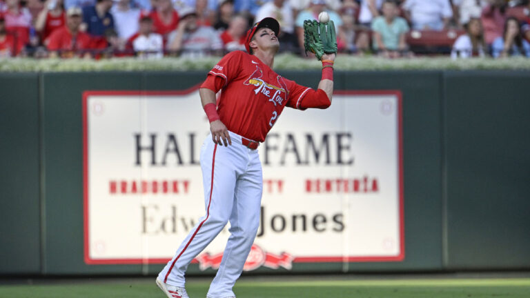 Arizona Ruine Dodgers are recovering attempted wild 9. With the way