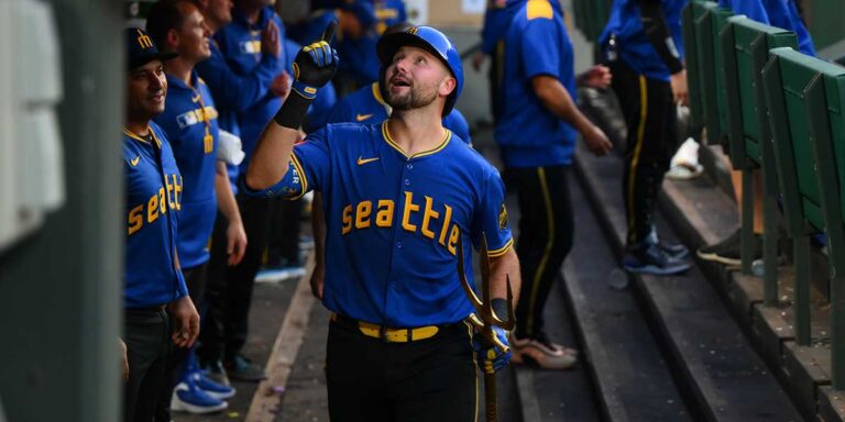 CAL Raleigh Adjusts the new MLB record with 42. home driving