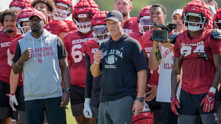 Will review the edge of the elite over the rival Texas