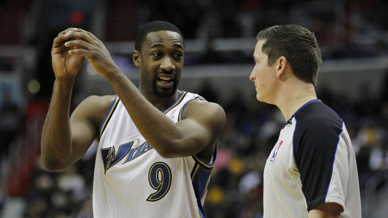Gilbert Arenas Claps returned to Kwame Brown after arrest