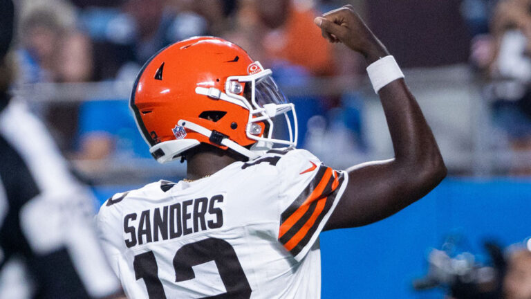 Shedeur Sanders sounds on debut Stellar NFL