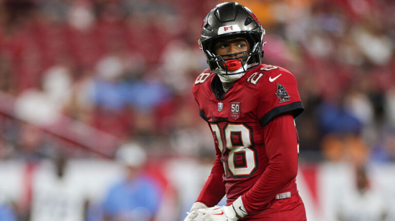 Shilo Sanders to why he will not send the pre-season jersey of father Djijei