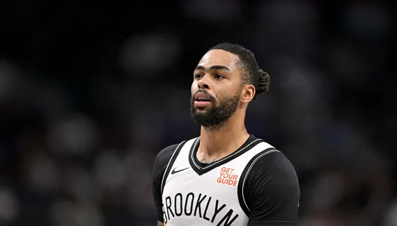 Angelo Russell Scratches for Lakeholders in First Steps in NBA