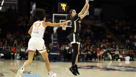 Leila Lacan spoils the franchise record of Sonia lemon