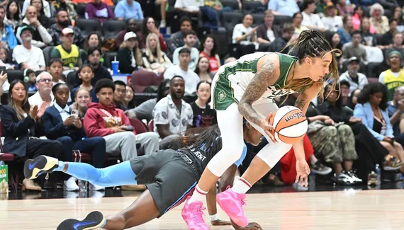 The Gabby Williams Storm won the first VNBA match in History in Canada