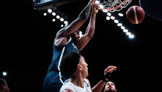 Agent Josh Sky reacts dry towards Port of Doncic’s father