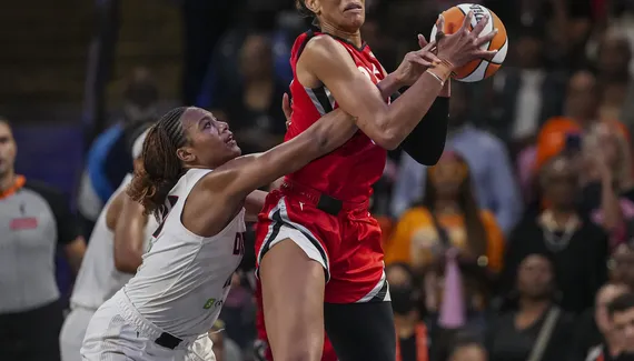 San in turn helpless in front of the mountain A’ja Wilson