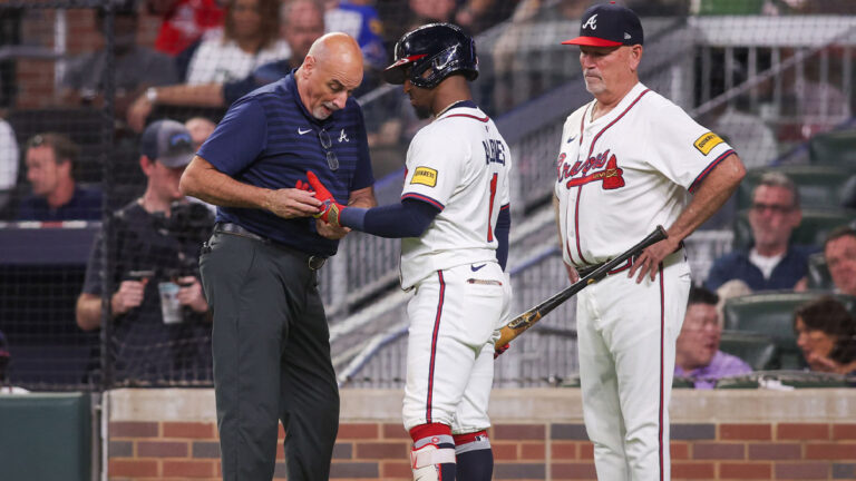 Ozzie Albies suffers bone injuries in the national game