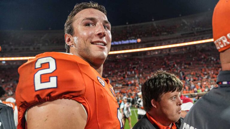 Cade Clerk reveals a message that caused the return against Troy